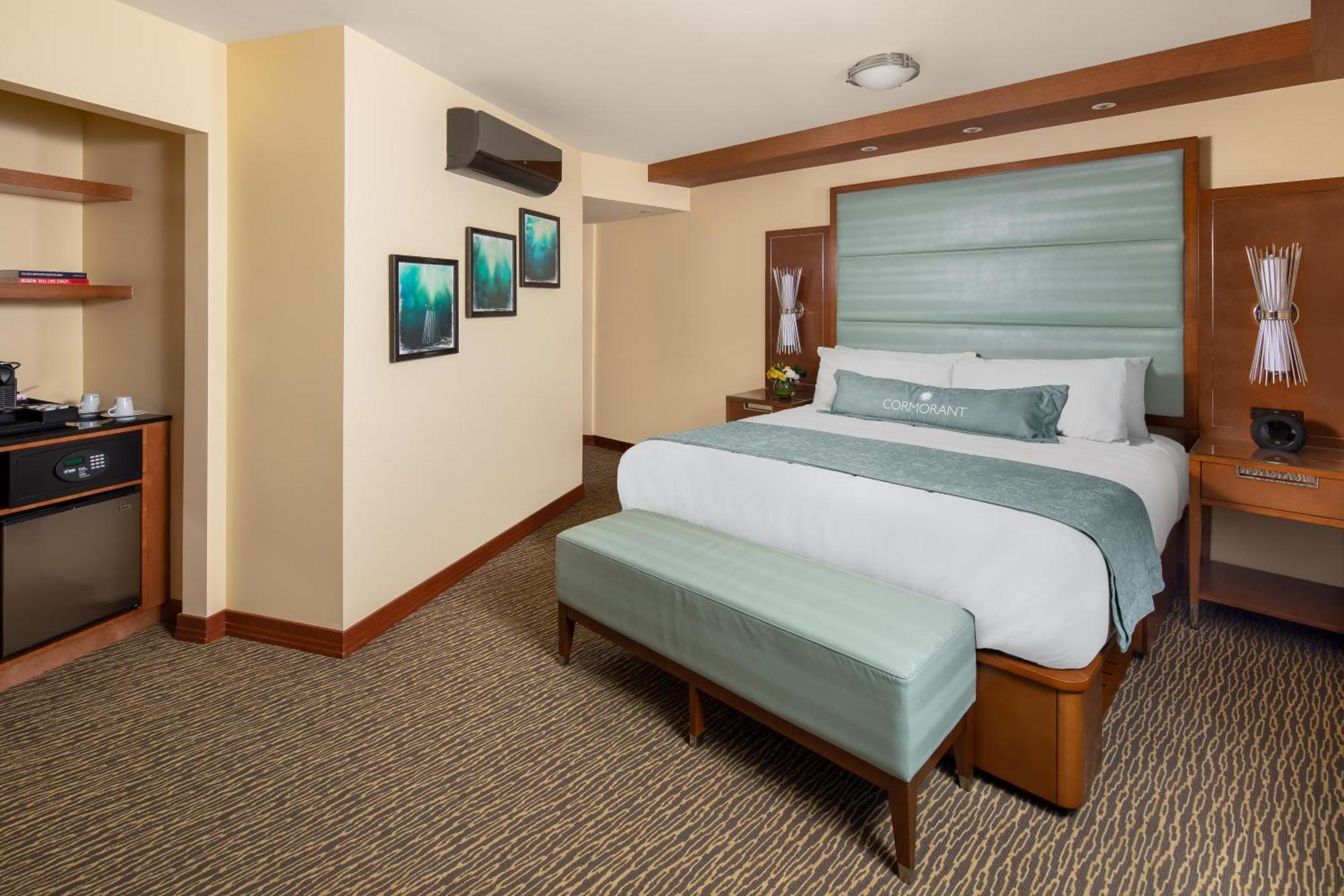 Cormorant Boutique Hotel San Diego Room photo